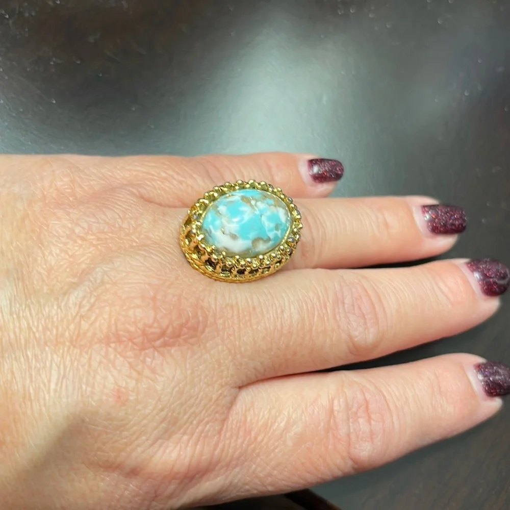 Vintage Adjustable Ring - Picture 2 of 7